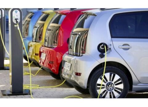 Elektrik benzinə qalib gələ bilmir – Minimum 10 il vaxta ehtiyac var