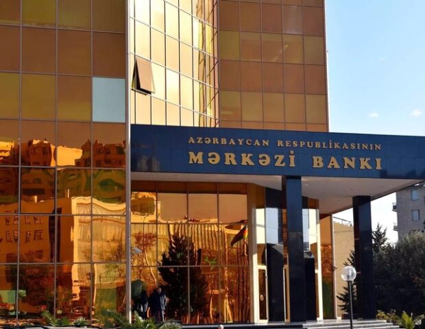 AMB iki investisiya şirkətinə icrası məcburi göstəriş verdi