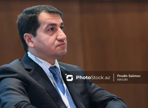 Hikmət Hacıyev: “Azərbaycan Rusiya qazını Qərbə satmır”