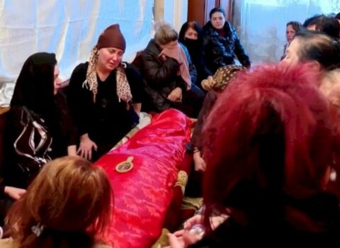 Vəfat edən meyxanaçının evindən ürəkdağlayan görüntülər