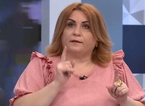 Şairənin “TikTok”dakı hərəkəti tənqid edildi: “Təkərim partlamayıb!”