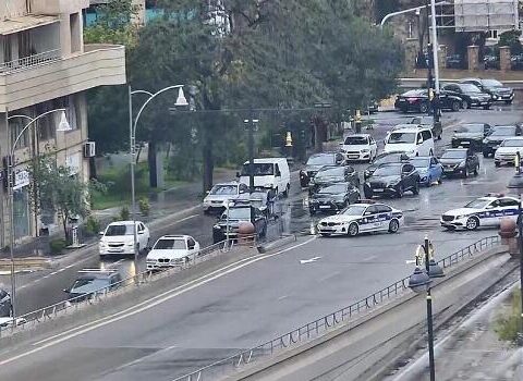 Bakıda yanğına görə bu yol bağlandı