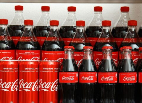 “Coca-cola” məhsullarında təhlükə aşkarlandı: Mağazalardan yığışdırılır