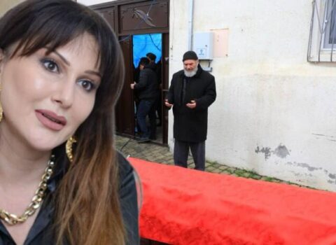 Sənət dostları gəlmədilər