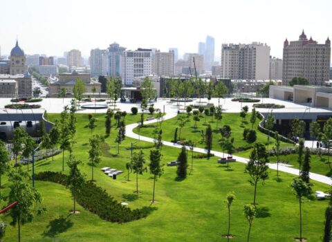 Bakıda 37 milyona park salınır
