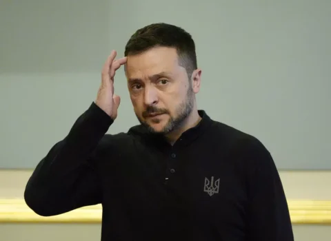 Zelenski danışıqlara başlamaq üçün şərtlərini açıqladı