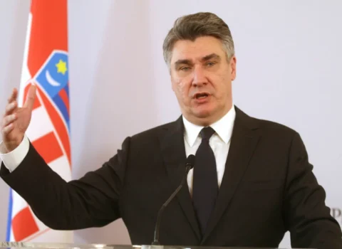 Zoran Milanoviç yenidən Xorvatiyanın prezidenti seçildi