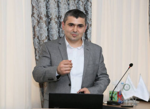 Azərbaycanda baş həkim istefa verdi
