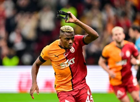 “Qalatasaray” qalib gəldi, qapıçısı rekord vurdu