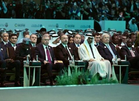 Prezident Əbu-Dabidə mühüm tədbirdə iştirak edir