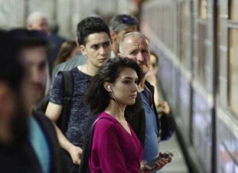 Metronun “Sahil” stansiyasında SIXLIQ