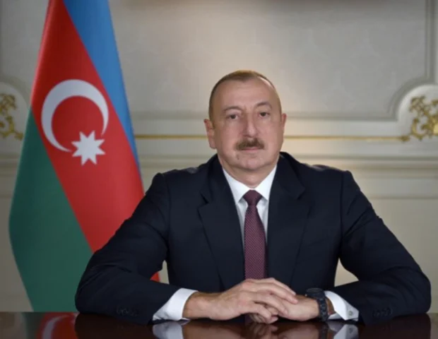 Prezident venesuelalı həmkarını təbrik etdi