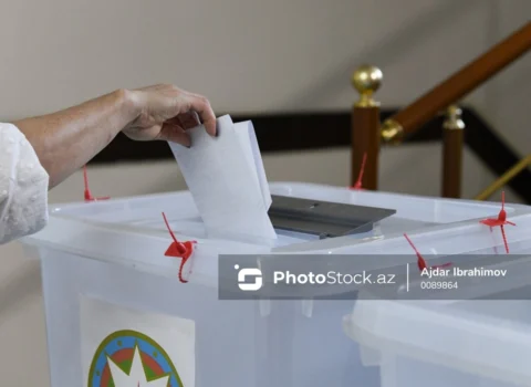 MSK-ya daxil olmuş müraciətlər baxılması üçün müvafiq dairə seçki komissiyalarına göndərildi
