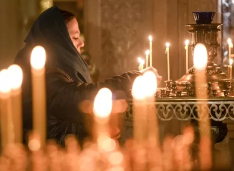 Bu gün dünya pravoslavları Milad bayramını qeyd edir