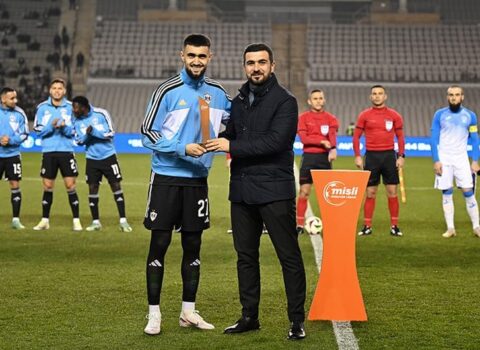 “Qarabağ”ın futbolçusu mükafatlandırıldı