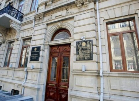 Azərbaycanda bu şəxslərə mətbuata danışmaq qadağan edildi