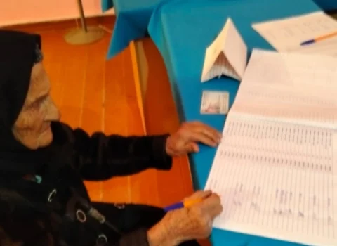 113 yaşlı seçici səsvermədə iştirak etdi