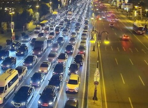 Bakının bir sıra yollarında tıxac müşahidə olunur