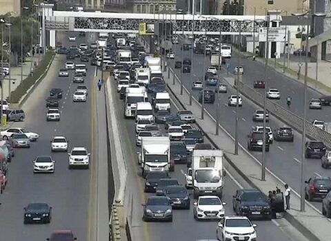 Yeni Dövlət Proqramı: Bakıda sıxlığı azaldacaqmı?