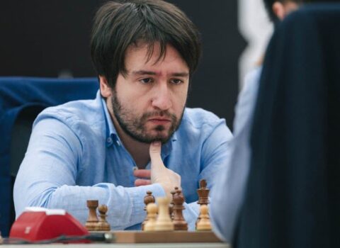 Teymur Rəcəbovun səhhətində problem yarandı, mübarizəni dayandırdı