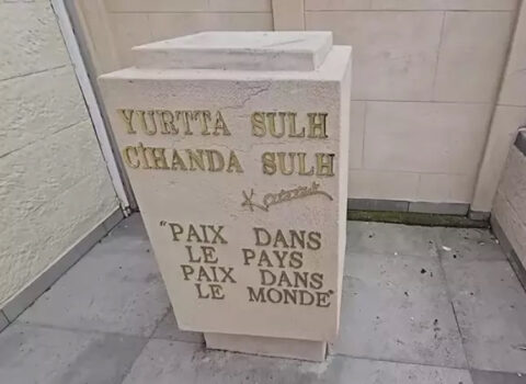 TƏXRİBAT: Atatürkün Fransadakı tək büstü oğurlandı