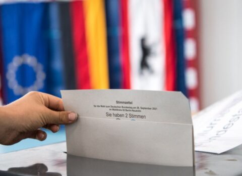 Almaniyada növbədənkənar seçkilər keçirilir