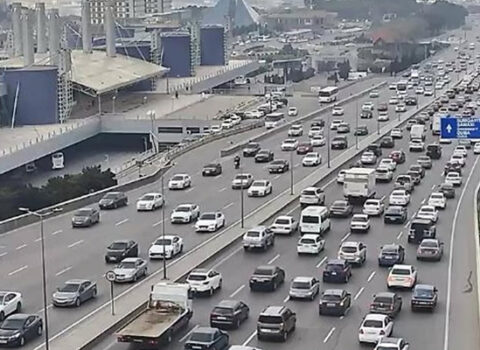 Həftəsonu olsa da, Bakı-Sumqayıt yolunda yenə tıxac var – FOTOLAR