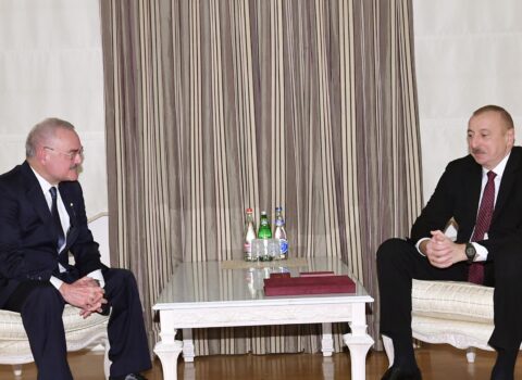 Prezident Artur Rasizadəni qəbul etdi