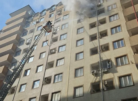 Xırdalanda yaşayış binasındakı yanğın söndürüldü