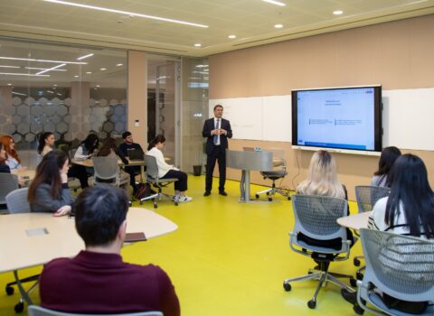ADA Universitetinin tələbələri “Media sahəsi üzrə qanunvericiliyin ümumi aspektləri” ilə bağlı maarifləndirilib