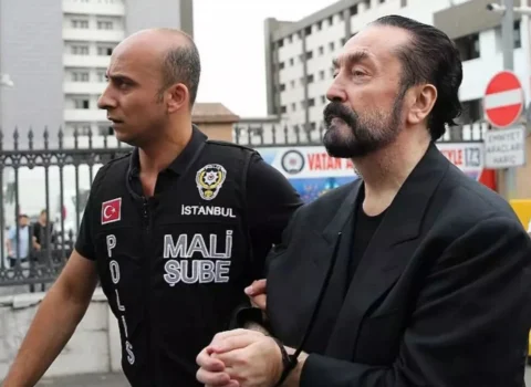 Adnan Oktar bəraət aldı