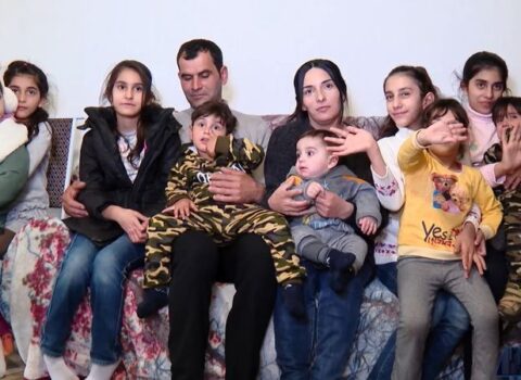 Salyanda 10 uşaqlı ailə: ana adları səhv salır – VİDEO