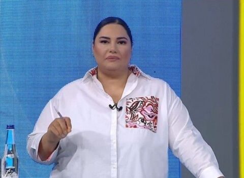 Aparıcı həkimlərə rişxənd elədi: “Orada həkimlər yox, modellər gəzir”