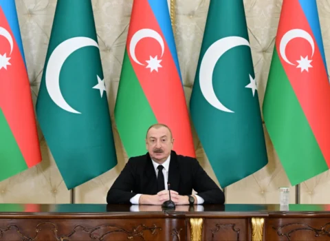 Prezident: “Beynəlxalq münasibətlərdə Pakistanla bir-birimizə dəstəyi davam etdirəcəyik”