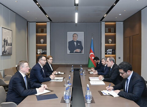 Ceyhun Bayramov Belarusun yeni səfiri ilə – FOTOLAR