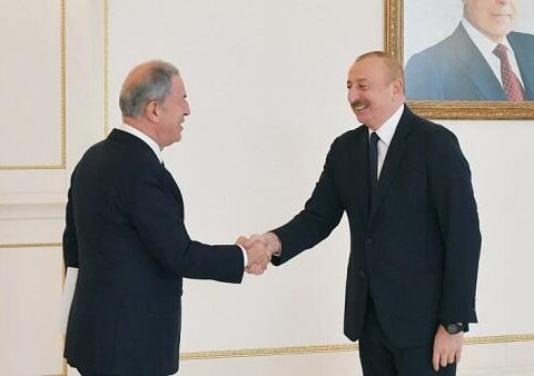 İlham Əliyev Hulusi Akarı qəbul etdi