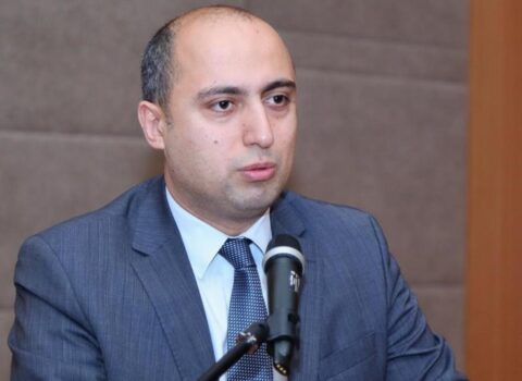 Məktəblərdə kağız jurnallar LƏĞV EDİLİR