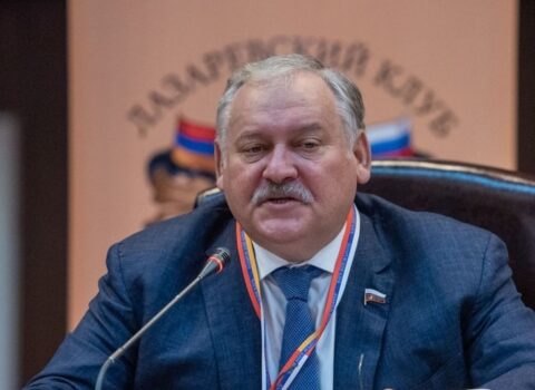 “Ulduza hürən köpək” funksiyasını yerinə yetirən Zatulinə TƏRS SİLLƏ: “Rus və erməni xalqlarının düşmənidir, çünki…”