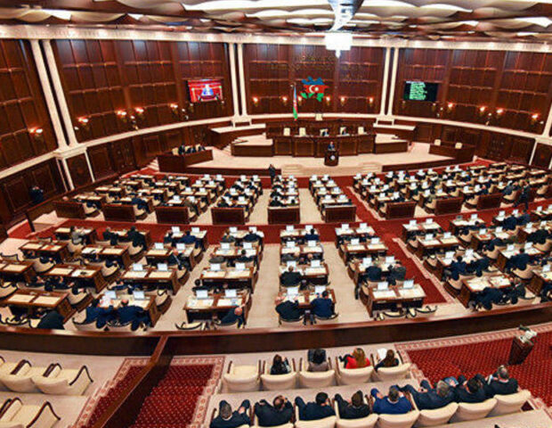 Deputatlar harada müalicə olunurlar, Azərbaycanda, yoxsa xaricdə?