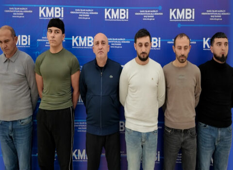Sosial şəbəkədə onlayn qumar təşkil edən dəstə tutuldu – VİDEO