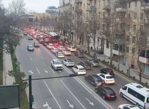 Bakının hansı küçələrində sıxlıq var?
