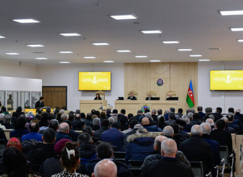 Ruben Vardanyanın təqsirləndirildiyi cinayət işinin məhkəmə baxışı davam etdirilib