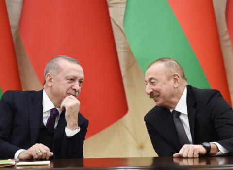 Əliyev və Ərdoğan “saatlarını yoxlamağa” başladı: Prezidentin Türkiyə səfəri ilə bağlı İKİ VACİB MƏQAM