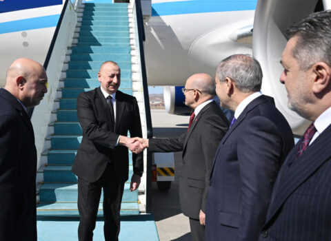 İlham Əliyev Türkiyəyə getdi