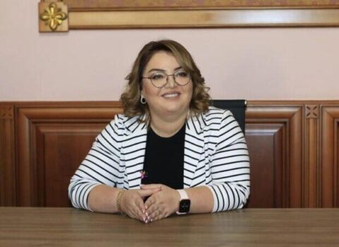 Tanınmış iş xanımına AĞIR İTKİ – FOTO
