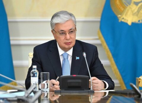 Tokayev Ceyhun Bayramovun Qazaxıstana səfərini əhəmiyyətli adlandırdı