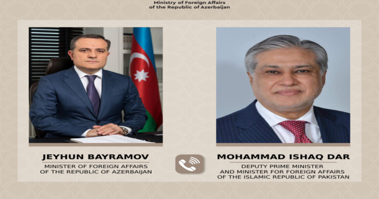 Ceyhun Bayramovla Pakistanın Baş naziri arasında telefon danışığı oldu Ceyhun Bayramovla Pakistanın Baş naziri arasında telefon danışığı oldu