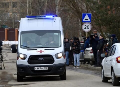 Moskva vilayətində ticarət mərkəzinə SİLAHLI HÜCUM – YARALANANLAR VAR