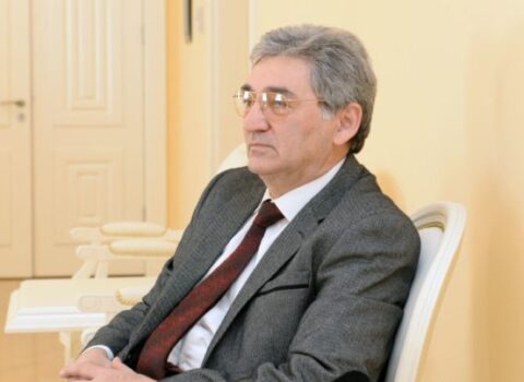 Bakı sanki yiyəsiz qalmışdı – Akif Əlidən SENSASİON YAZI