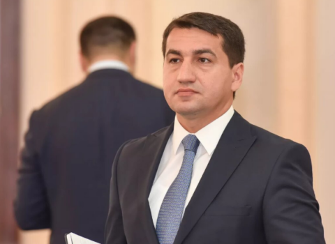 Hikmət Hacıyev: Ermənistan Cənubi Qafqazda nəhəng mina istehsalçısı olaraq qalmaqda davam edir